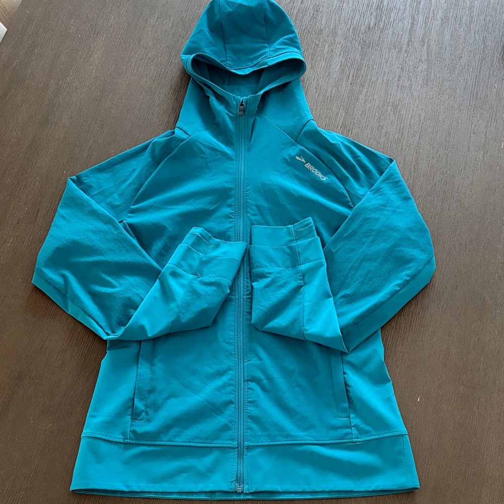 Brooks Run Happy women’s runners jacket